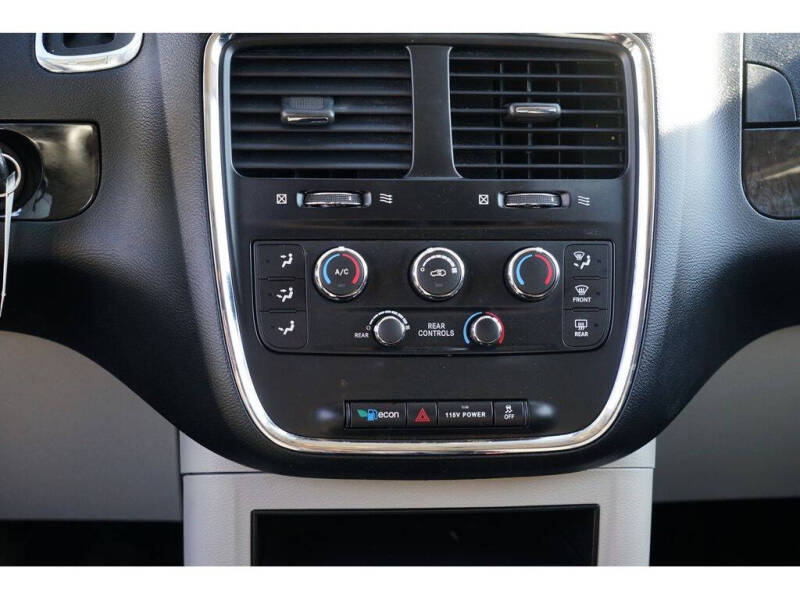 2017 Dodge Grand Caravan SE