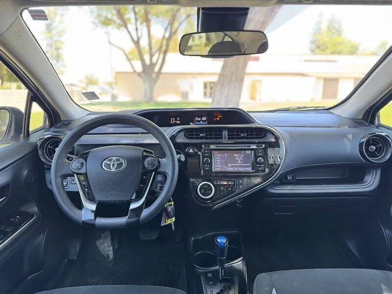 2018 Toyota Prius c