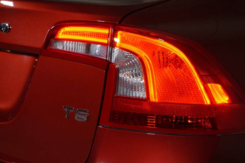 2013 Volvo S60 T5 Premier Plus