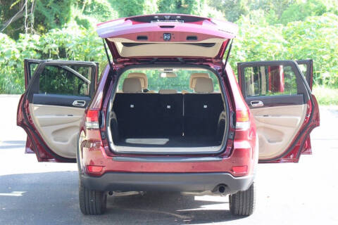 2020 Jeep Grand Cherokee Laredo