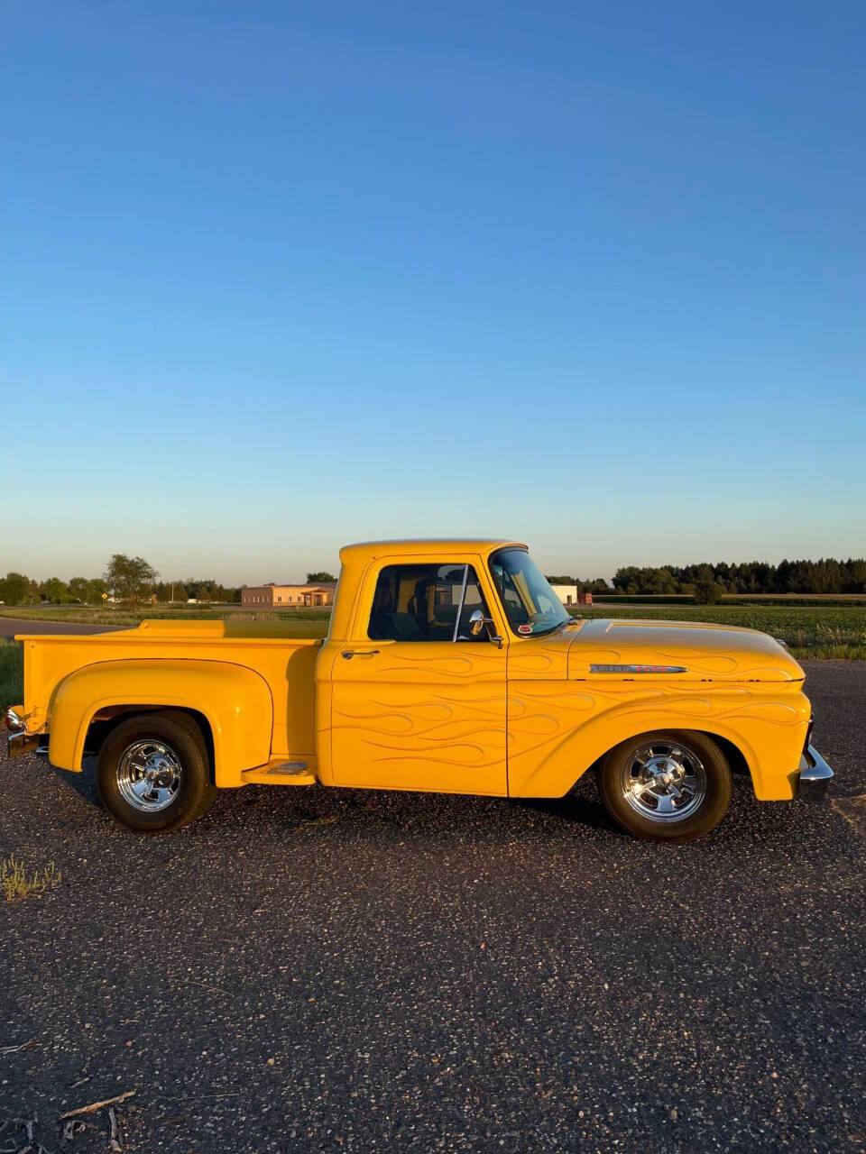 1961 Ford F-100 13