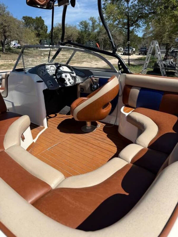 2004 Tige 22V