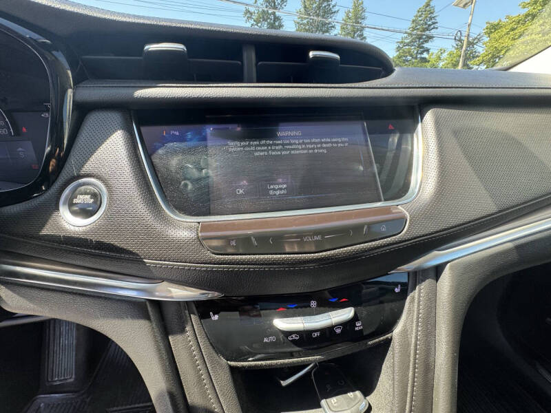 2017 Cadillac XT5 Luxury