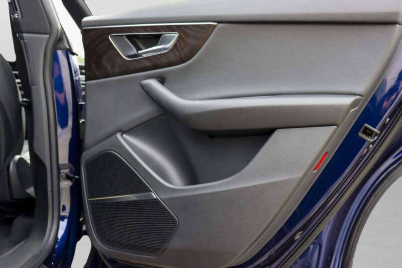 2021 Audi Q8 quattro Premium Plus 55 TFSI