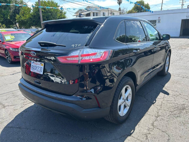 2021 Ford Edge SE