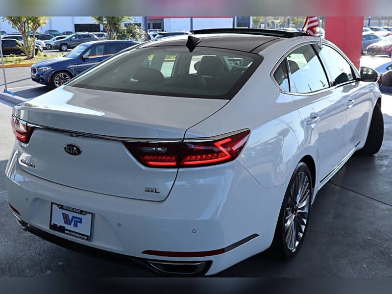 2018 Kia Cadenza Limited