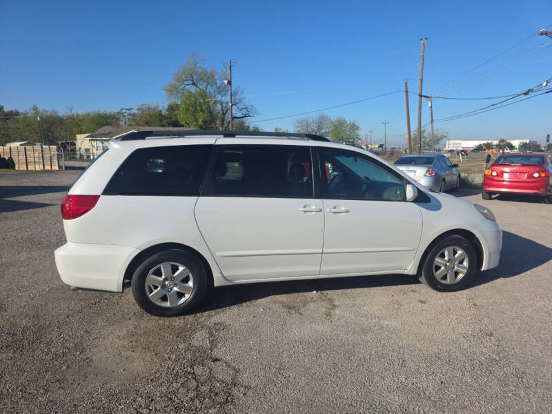 2008 Toyota Sienna XLE