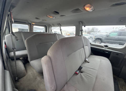 2014 Ford E-Series E-350 SD XLT