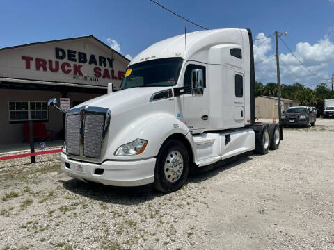 2017 Kenworth T680 for sale at DEBARY TRUCK SALES in Sanford FL