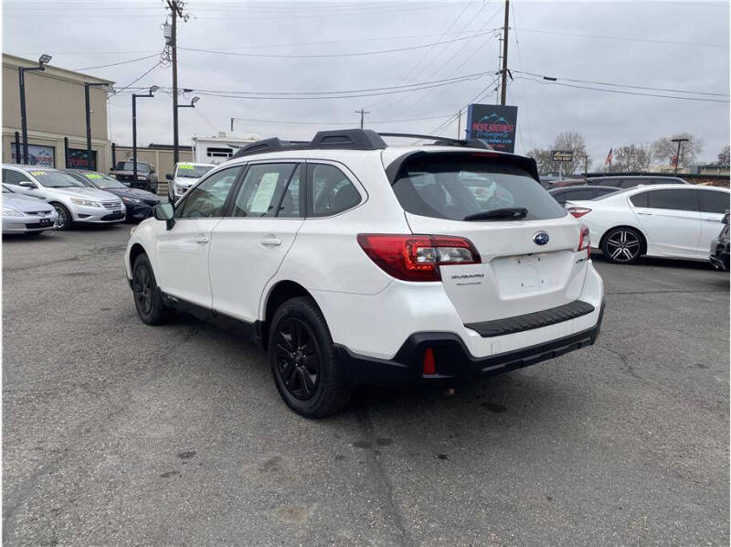 2018 Subaru Outback 2.5i