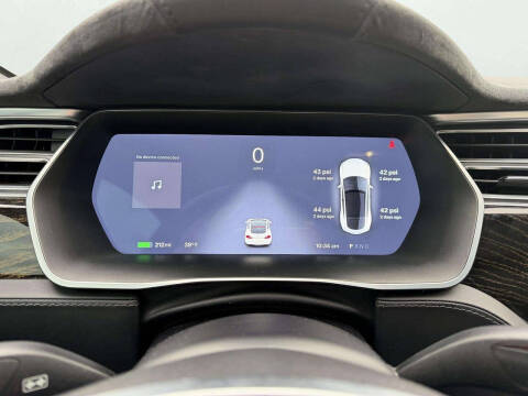 2016 Tesla Model S 90D