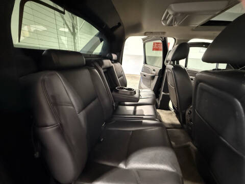 2011 Chevrolet Avalanche LTZ