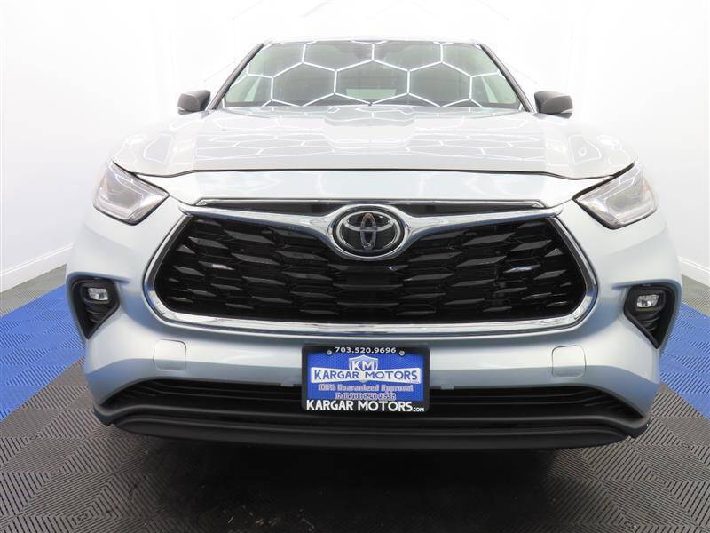 2025 Toyota Highlander XLE