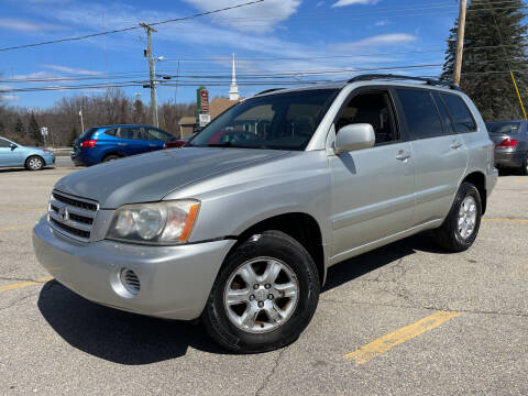 2003 Toyota Highlander for sale at J's Auto Exchange in Derry NH