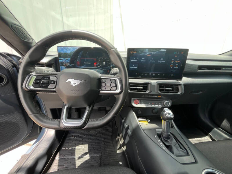 2024 Ford Mustang EcoBoost