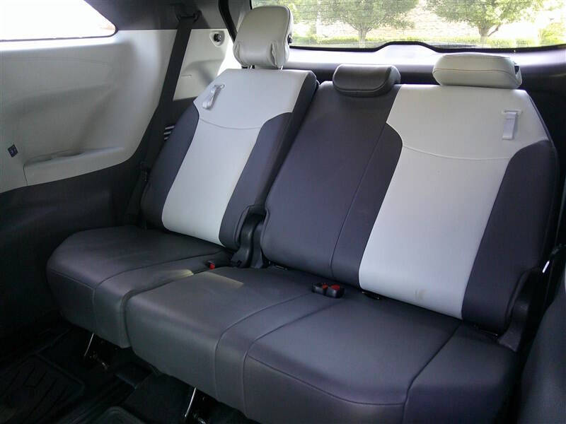 2021 Toyota Sienna XSE 7-Passenger