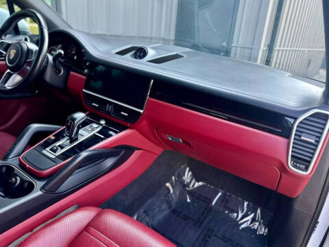 2020 Porsche Cayenne