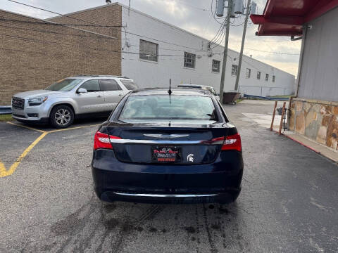 2011 Chrysler 200 Touring