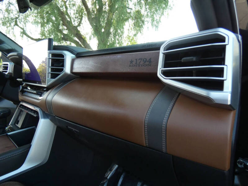 2024 Toyota Tundra 1794 Edition HV
