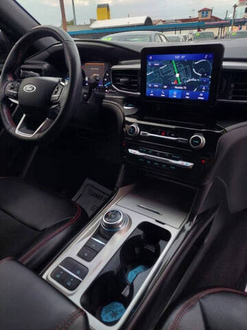 2022 Ford Explorer ST-Line