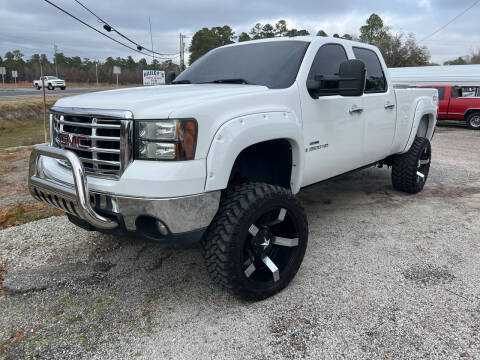 2009 GMC Sierra 2500HD for sale at Baileys Truck and Auto Sales in Effingham SC