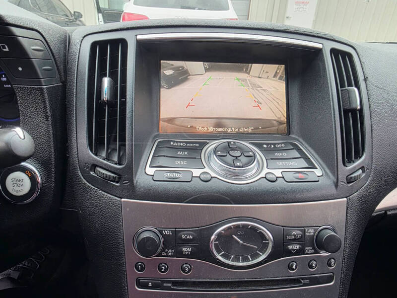 2011 Infiniti G25 Sedan Journey