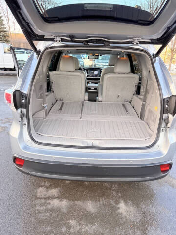 2016 Toyota Highlander Limited Platinum