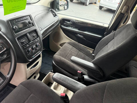 2013 Dodge Grand Caravan SE