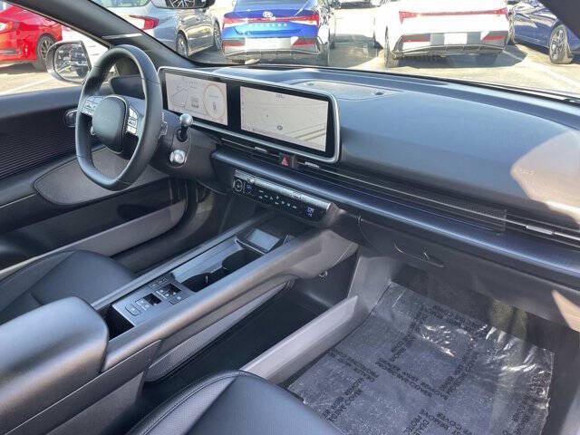 2025 Hyundai IONIQ 6 Limited