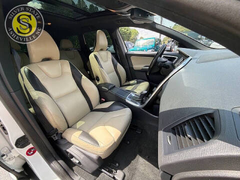 2013 Volvo XC60 T6 R-Design Platinum