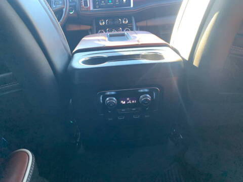 2023 GMC Yukon Denali Ultimate