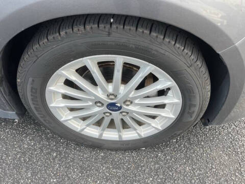 2014 Ford C-MAX Hybrid SE