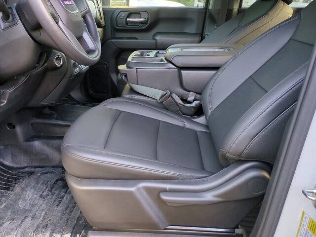 2024 GMC Sierra 2500HD Pro