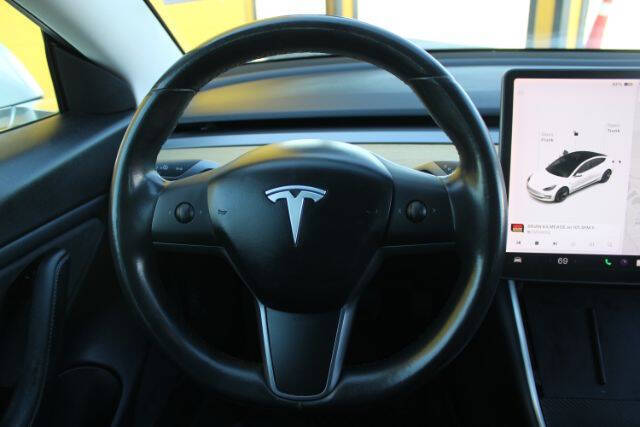 2019 Tesla Model 3 Performance