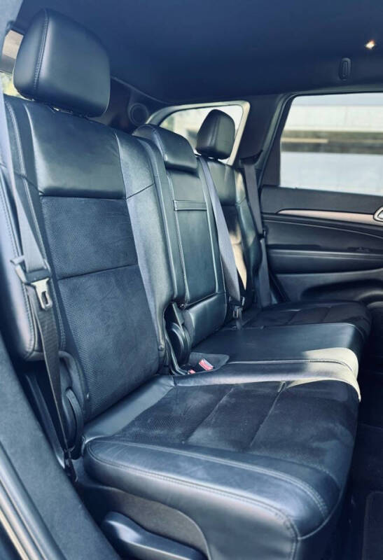 2017 Jeep Grand Cherokee Laredo E