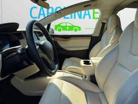 2019 Tesla Model X Standard Range