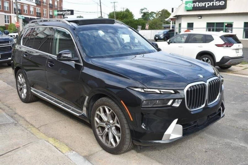 2025 BMW X7 xDrive40i