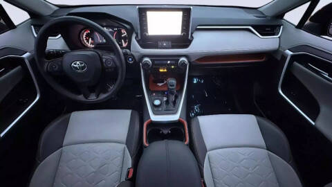 2019 Toyota RAV4 Adventure