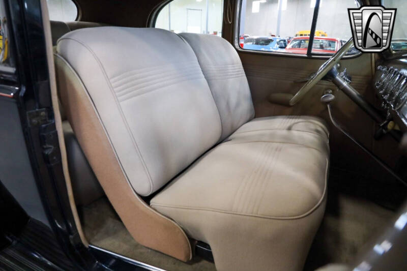 1938 Packard Super Eight