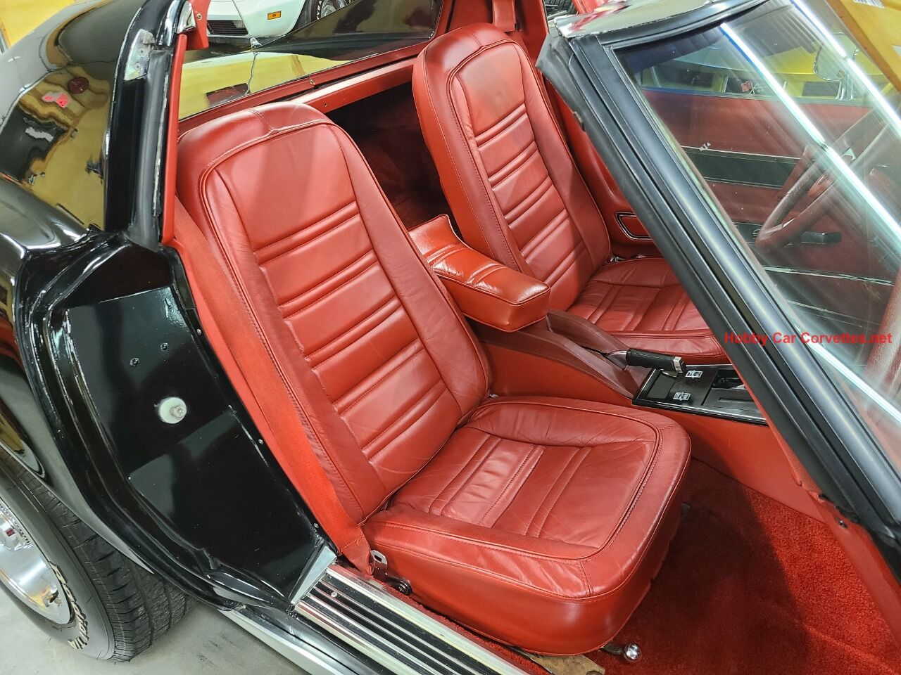 1977 Chevrolet Corvette 34