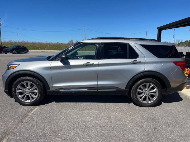 2023 Ford Explorer XLT