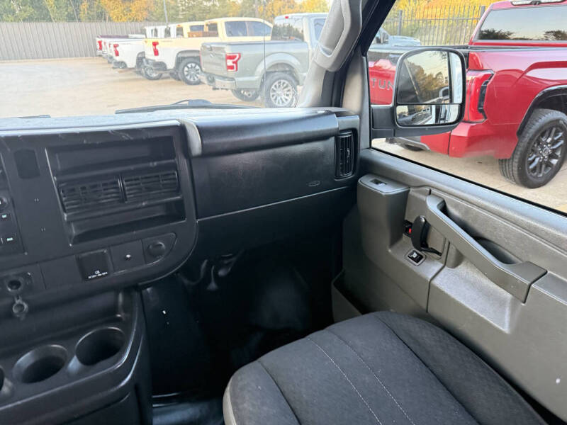 2018 GMC Savana 2500