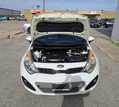 2013 Kia Rio 5-Door SX