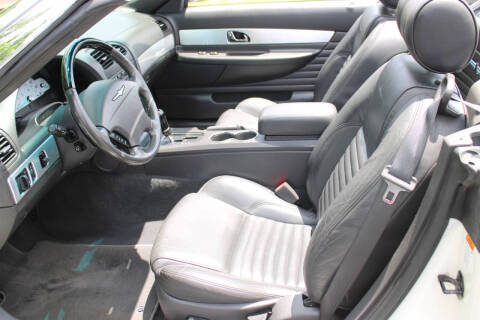 2002 Ford Thunderbird Deluxe