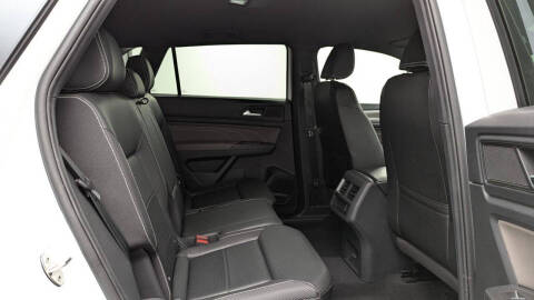 2023 Volkswagen Atlas Cross Sport SE