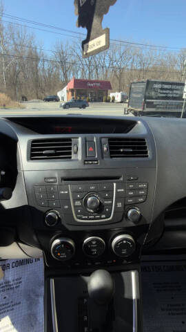 2014 Mazda MAZDA5 Sport