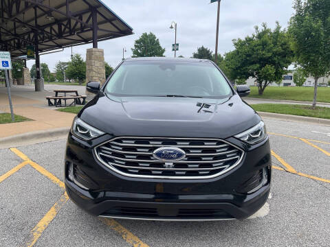 2020 Ford Edge Titanium