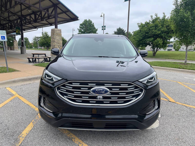 2020 Ford Edge Titanium