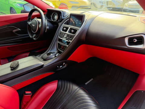 2017 Aston Martin DB11