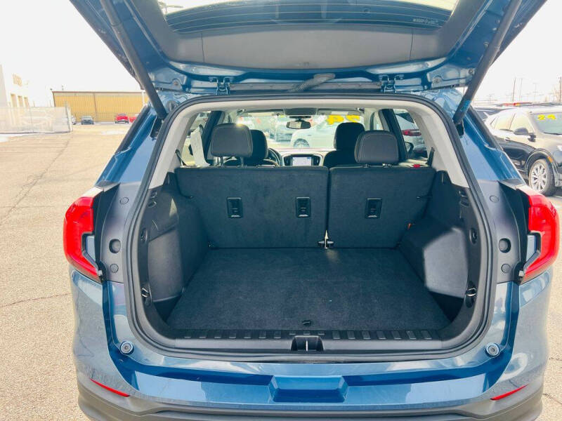 2024 GMC Terrain SLE